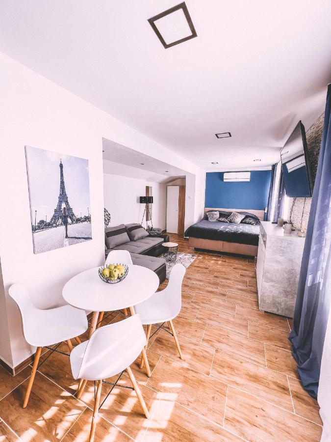 Unicorn Hrensko Apartment Exterior photo