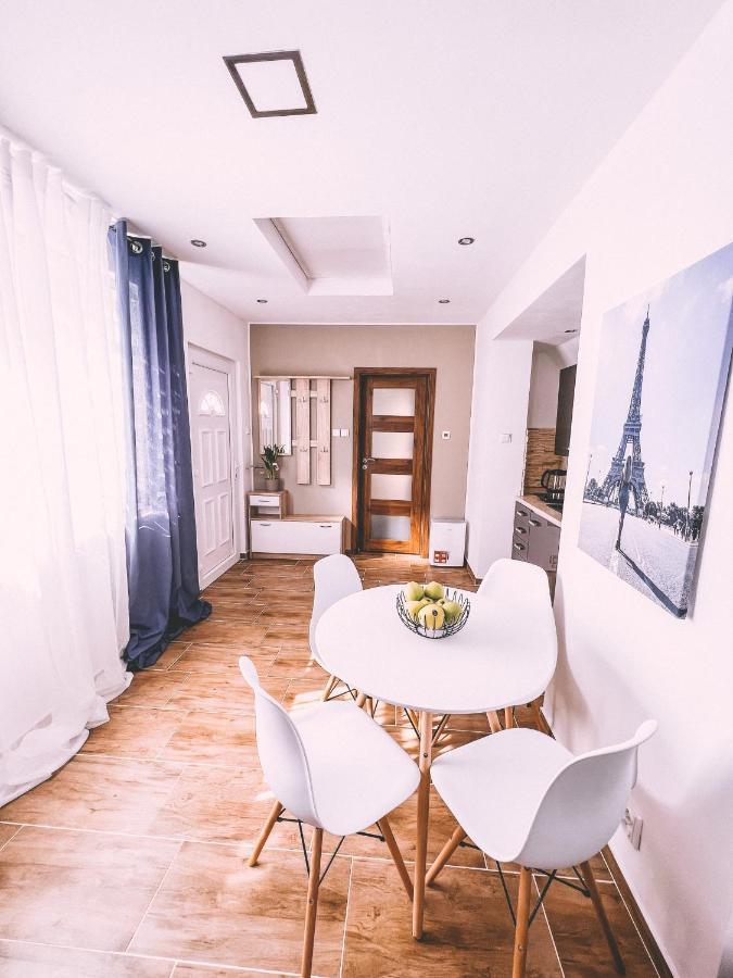 Unicorn Hrensko Apartment Exterior photo